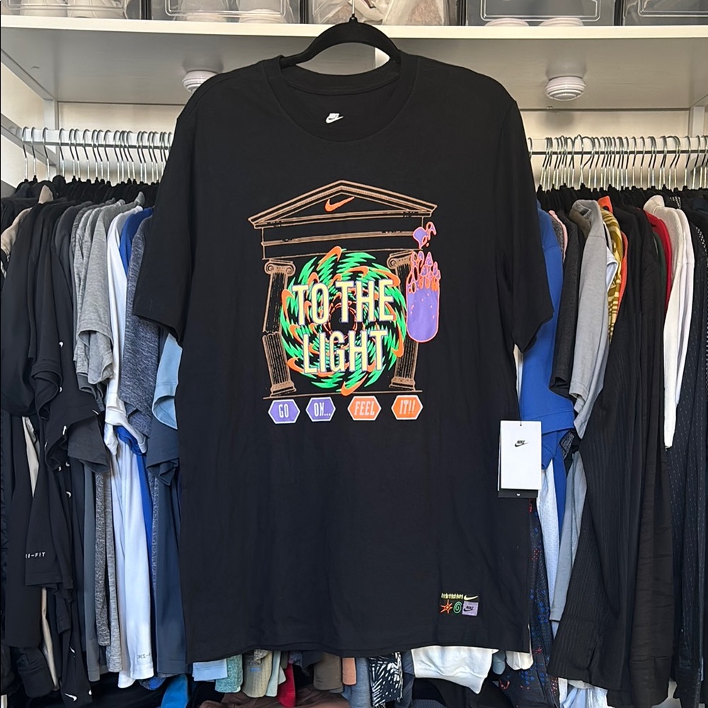 Nike Black 'To the Light' Graphic Tee